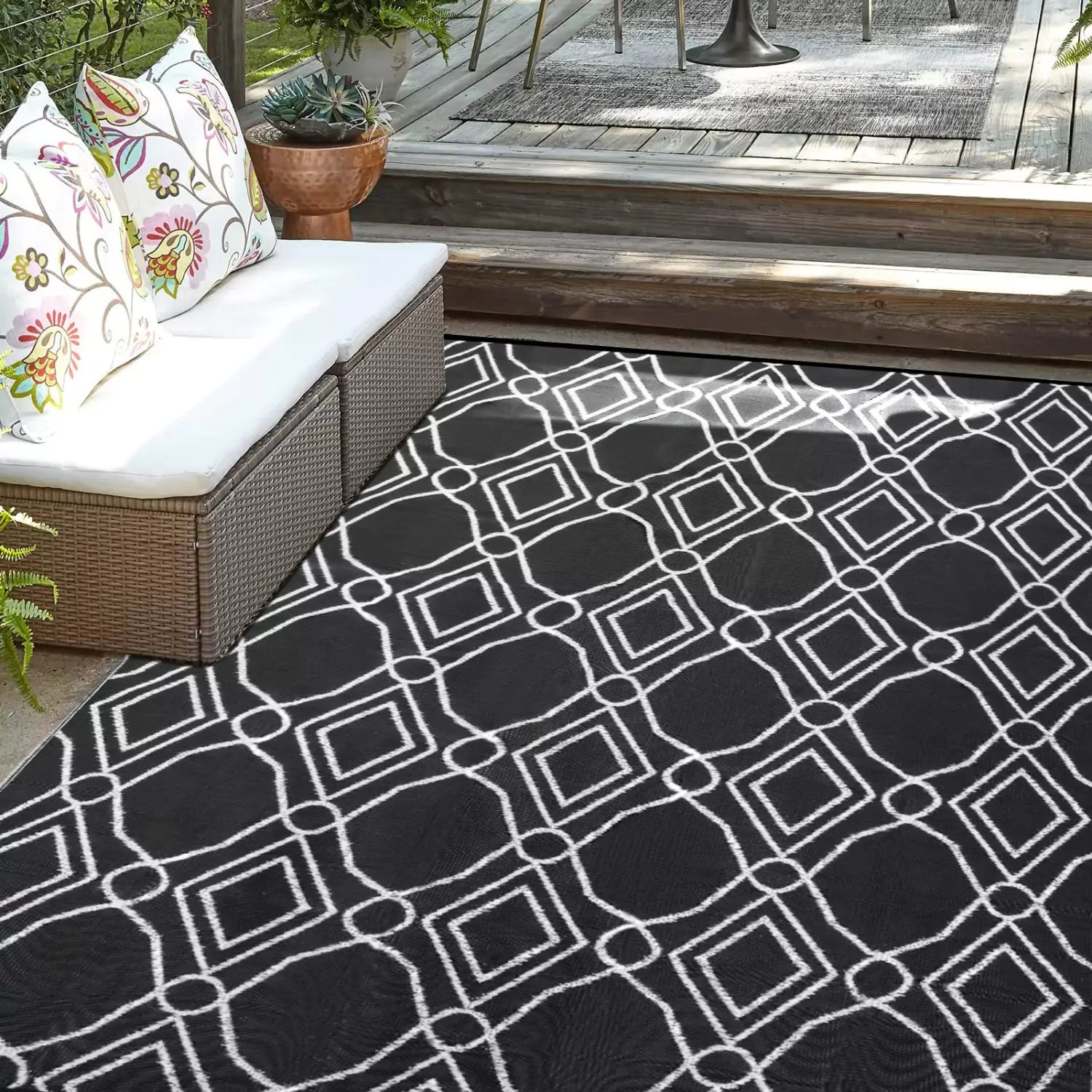 Reversible rv outdoor mats 6x9 black